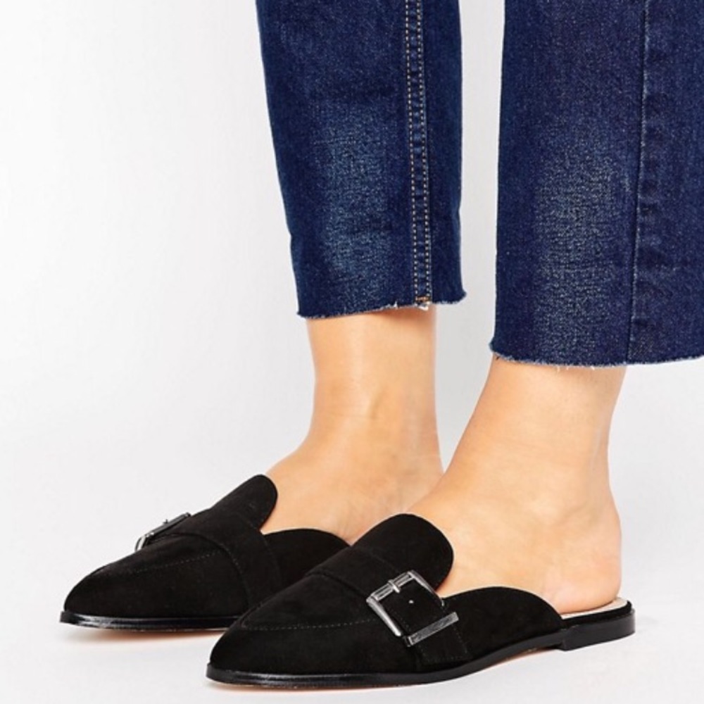 Pointed Flat Mules *UPDATED*